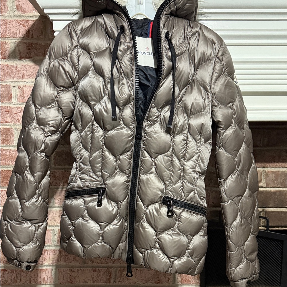 Womens Moncler Gresfur Giubbotto Shiny Taupe Quilted Jacket size 1 US size small - Picture 2 of 14